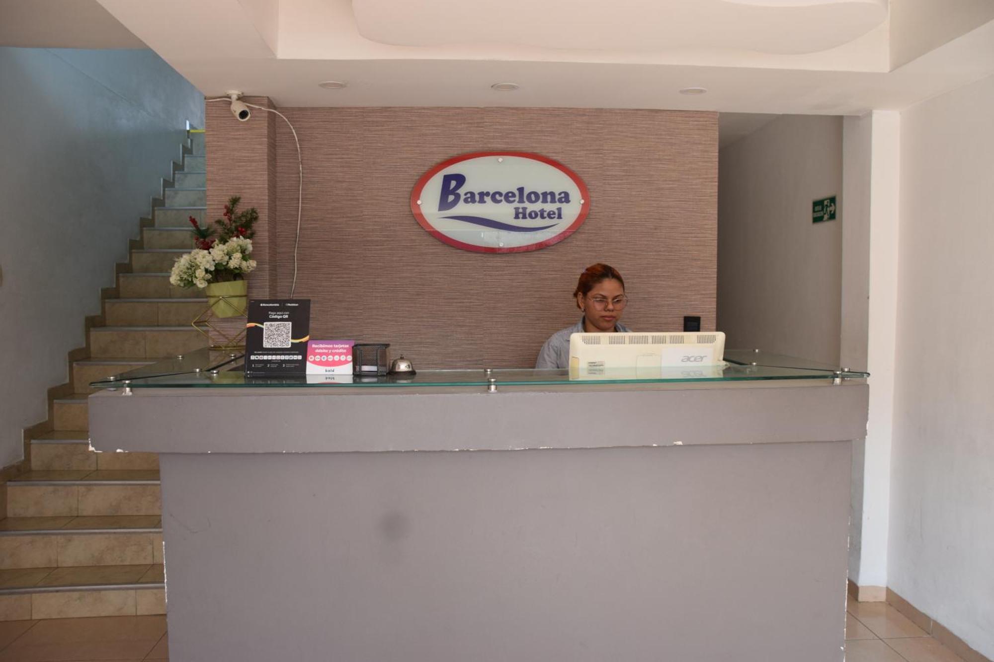 Hotel Barcelona Monteria Luaran gambar