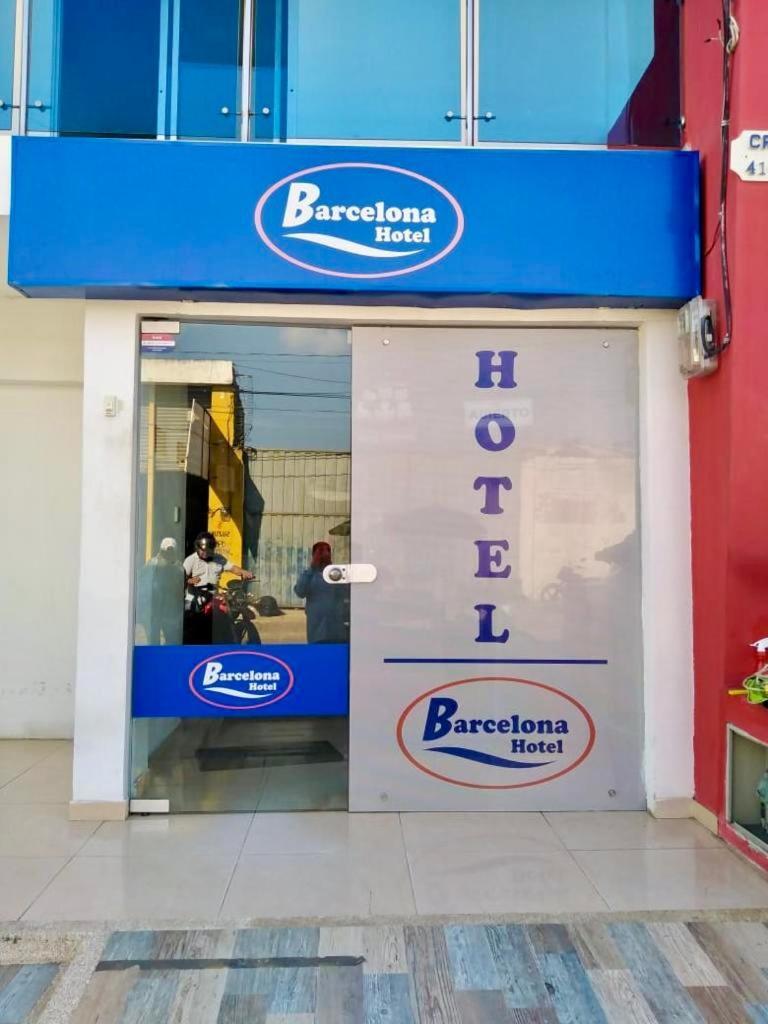 Hotel Barcelona Monteria Luaran gambar