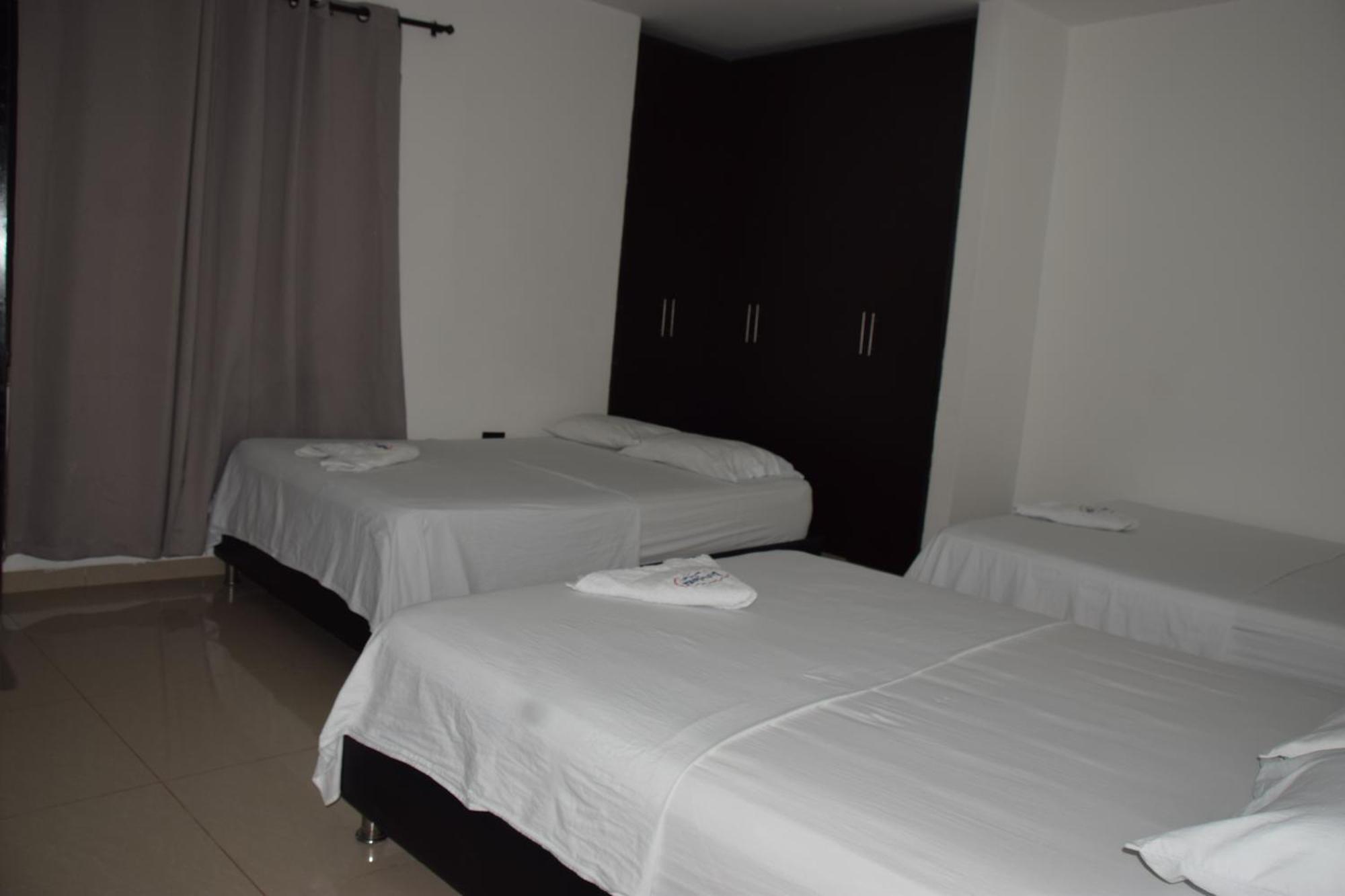 Hotel Barcelona Monteria Luaran gambar