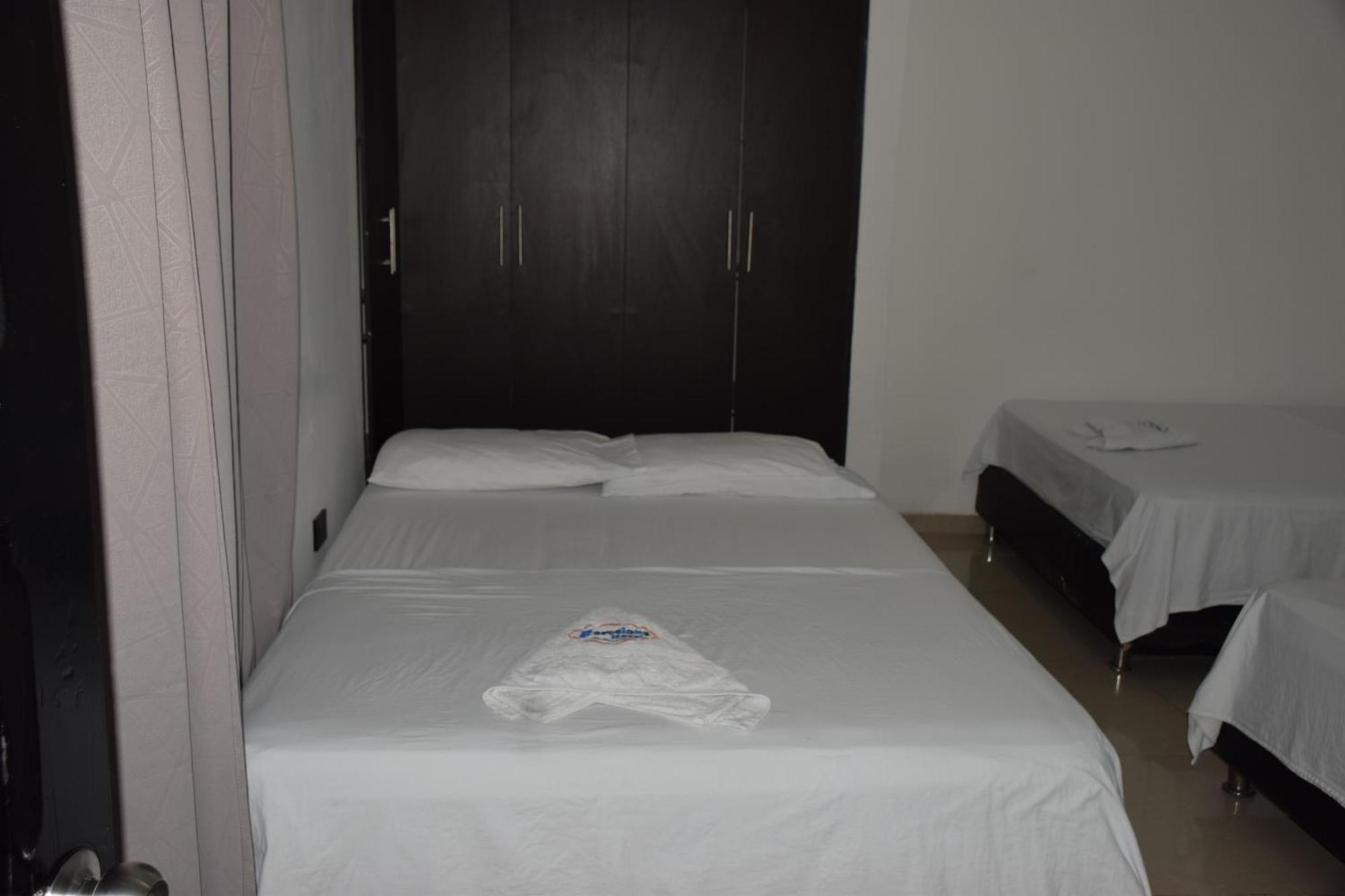 Hotel Barcelona Monteria Luaran gambar