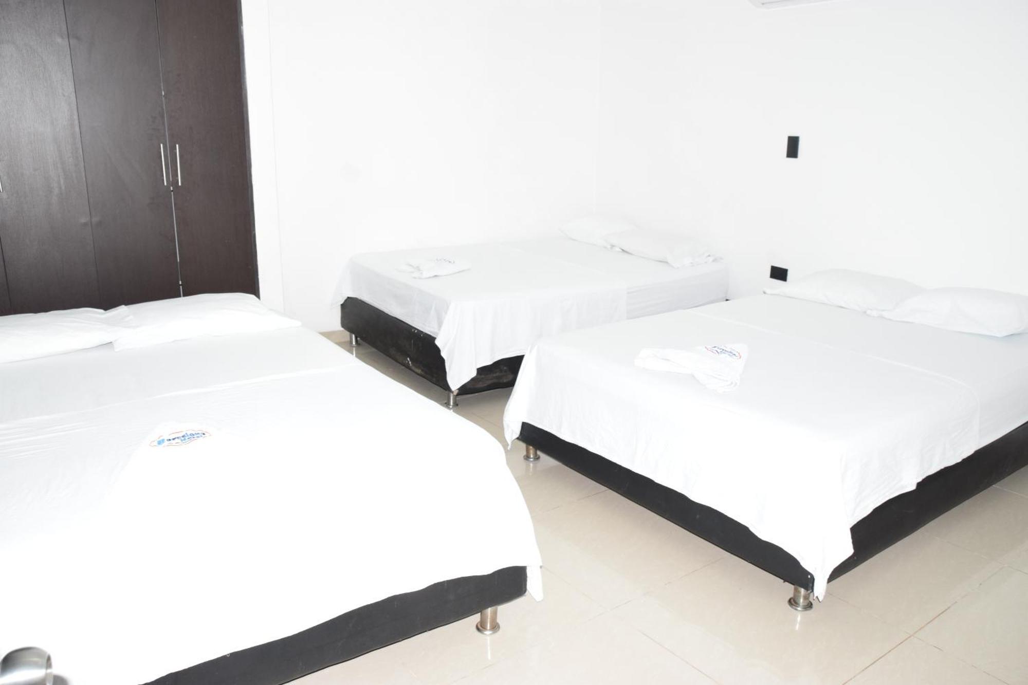 Hotel Barcelona Monteria Luaran gambar