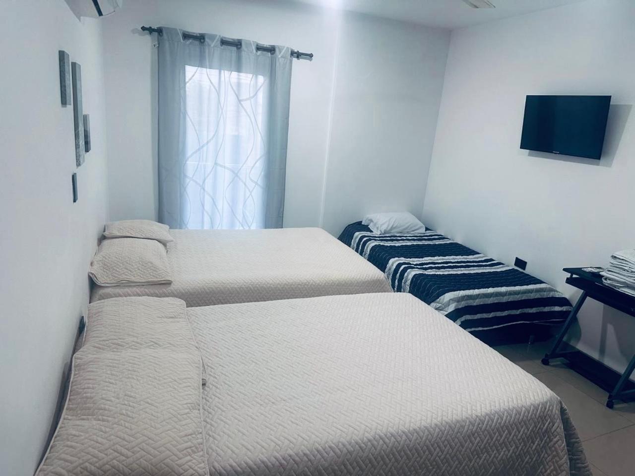Hotel Barcelona Monteria Luaran gambar