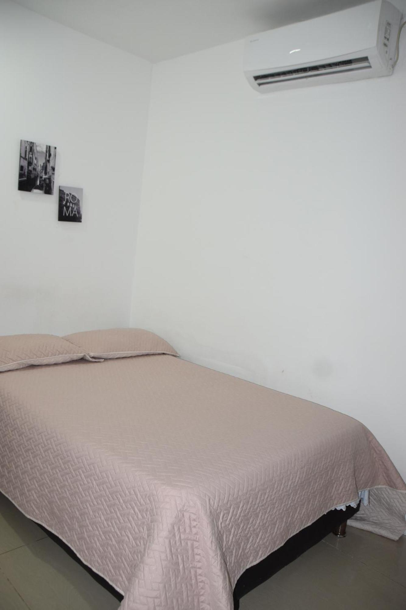 Hotel Barcelona Monteria Luaran gambar