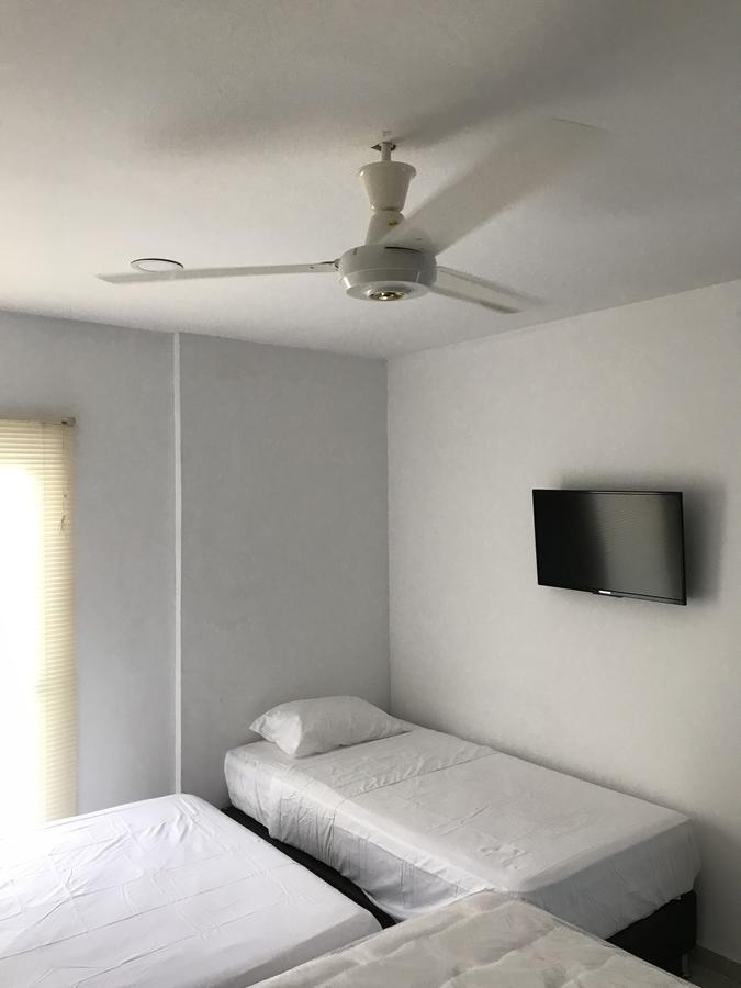 Hotel Barcelona Monteria Luaran gambar
