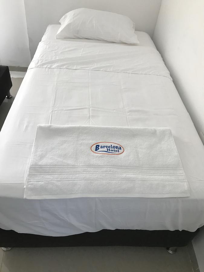 Hotel Barcelona Monteria Luaran gambar