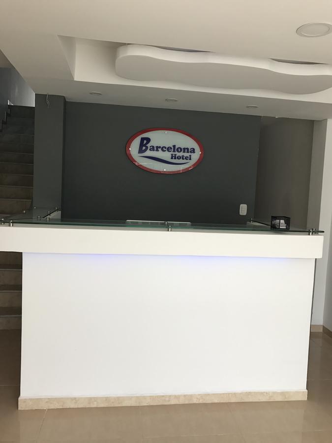 Hotel Barcelona Monteria Luaran gambar